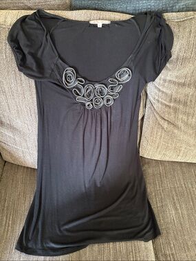 Women's Black Scoop Neck Top with Rosette Trim made of Zippers